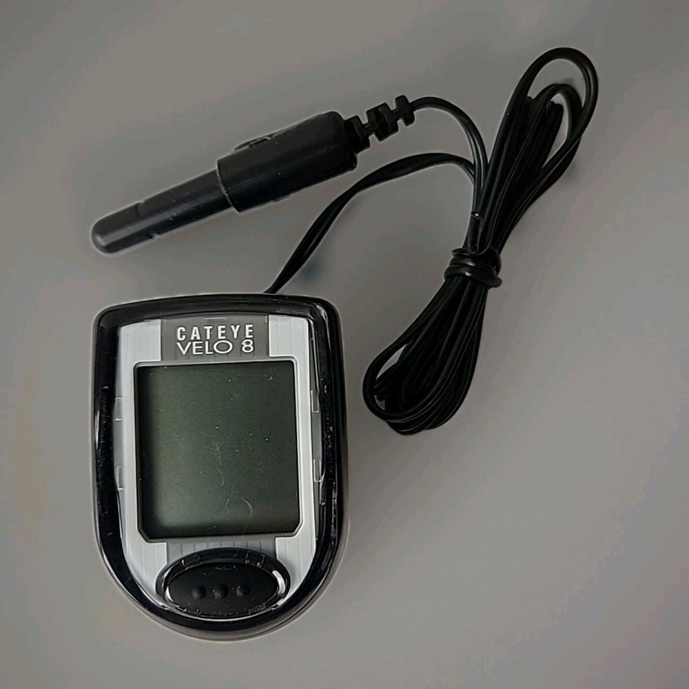 Cat Eye Velo 8 Cycling Tracker Calorie Speed Distance & Total Time Black Health
